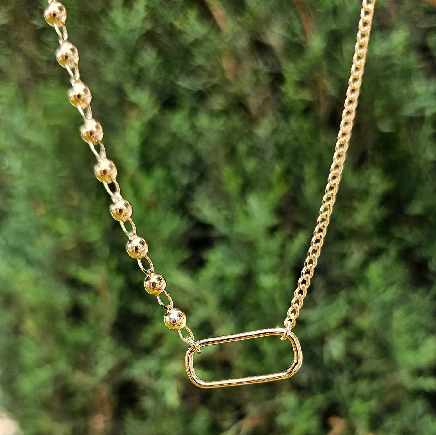 Cadena bolita