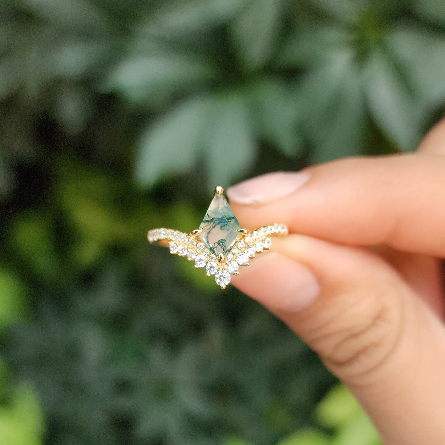 Anillo Agata Corte Cometa