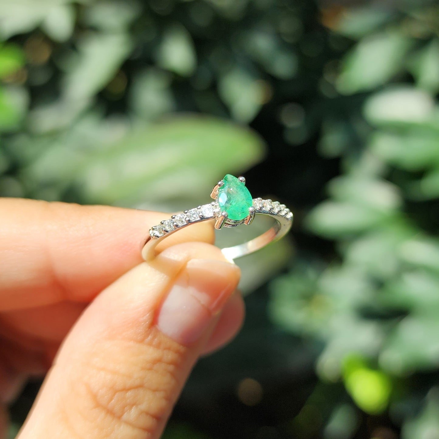 Anillo Malaga Esmeralda Natural