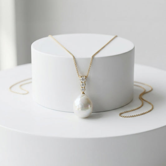 Collar Perla Natural con Zirconias – Plata .925 (Dorado o Plateado)