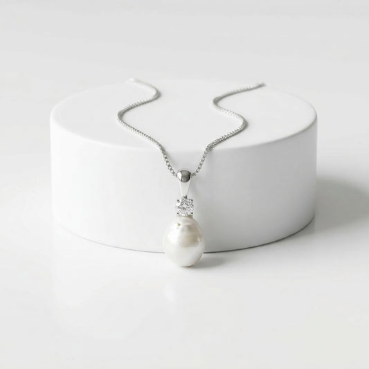 Collar Perla Natural con Zirconia – Plata .925 (Dorado o Plateado)