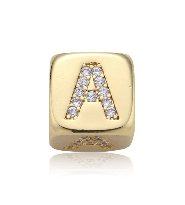 Cubo con Inicial Diamante Pave