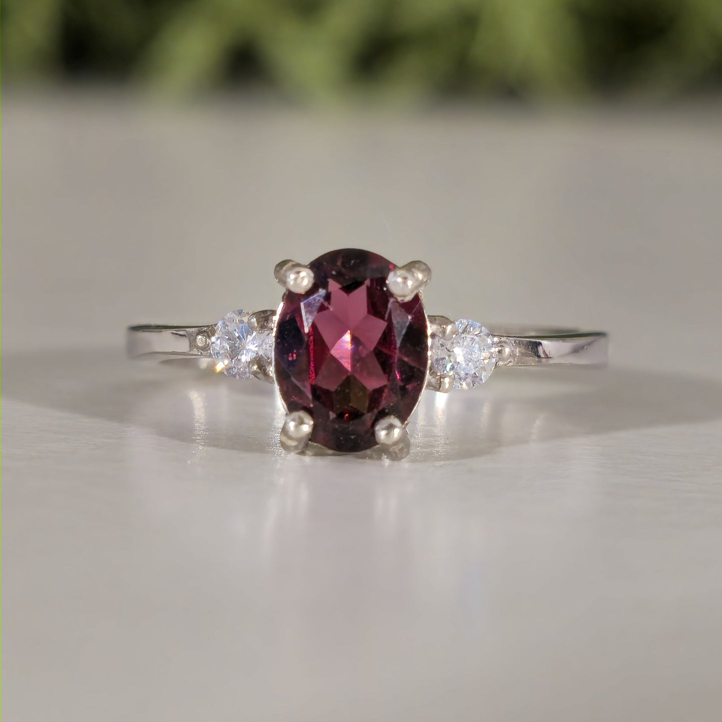 Anillo Alma - Rhodolita