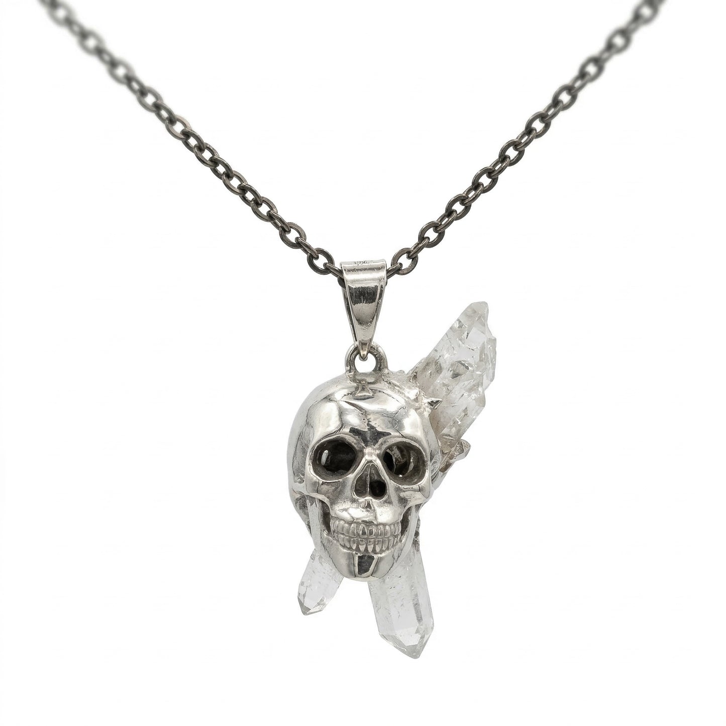 Calavera con Cuarzos Blancos Naturales - PIEZA ÚNICA