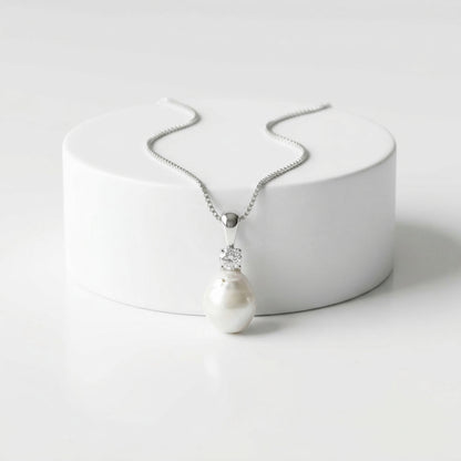 Collar Perla Natural con Zirconia – Plata .925 (Dorado o Plateado)