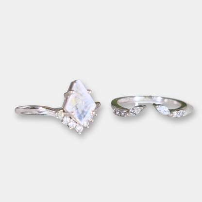 Anillo Selene - Piedra Luna